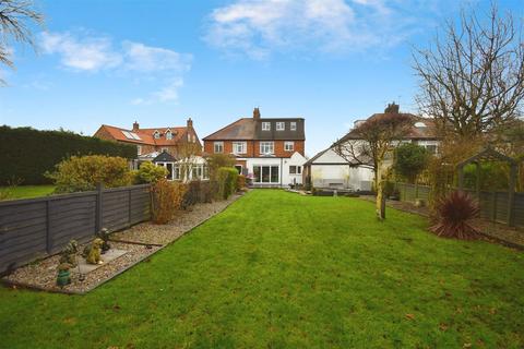 4 bedroom semi-detached house for sale, Beverley Road, Anlaby