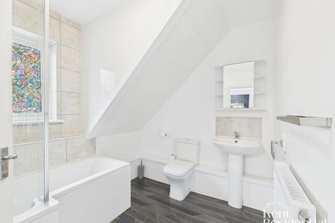 undefined, 150 Gillingham Road, Gillingham, ME7