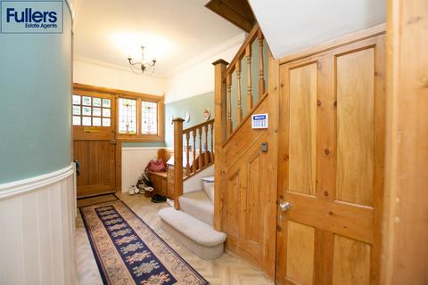 4 bedroom semi-detached house for sale, Queen Annes Gardens, Enfield EN1