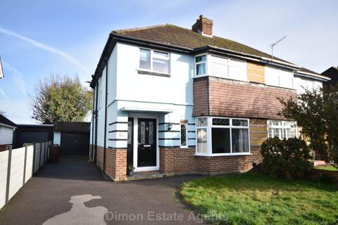 3 bedroom semi-detached house for sale - Vectis Road, Alverstoke