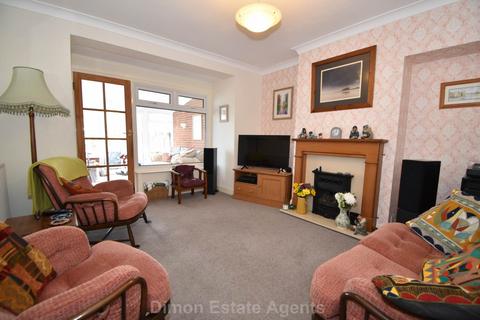 3 bedroom semi-detached house for sale, Vectis Road, Alverstoke