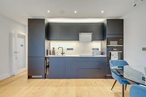 2 bedroom flat for sale, Great North Road, East Finchley, London