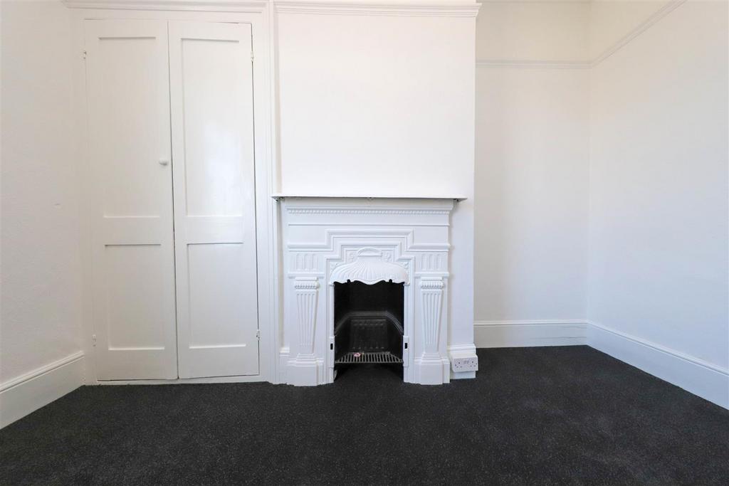 Nicholas james underdown road bed fire place .jpg