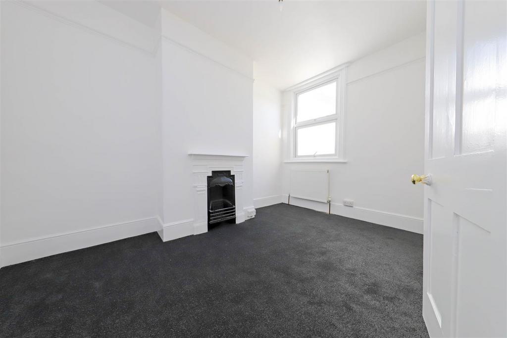 Nicholas james underdown road bed 2.jpg