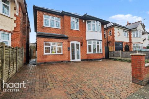 4 bedroom detached house for sale, Hilders Road, Leicester