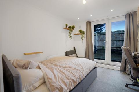 1 bedroom flat for sale, Sunderland Road, Forest Hill, London, SE23
