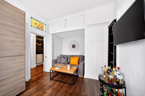 undefined, 2/2, 35  Plean Street, Glasgow