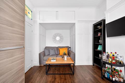 undefined, 2/2, 35  Plean Street, Glasgow