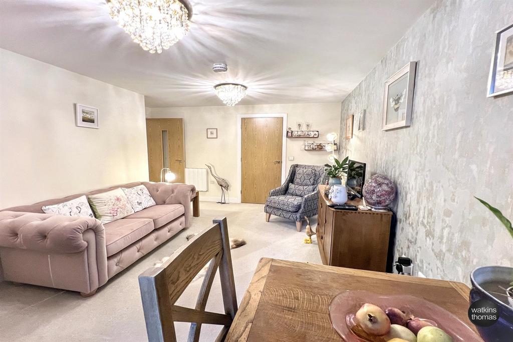 Living/dining room