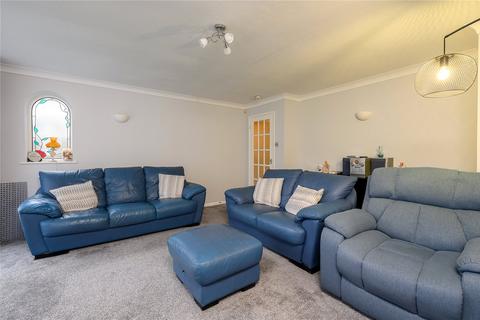 undefined, Farnham Close, Leeds, LS14