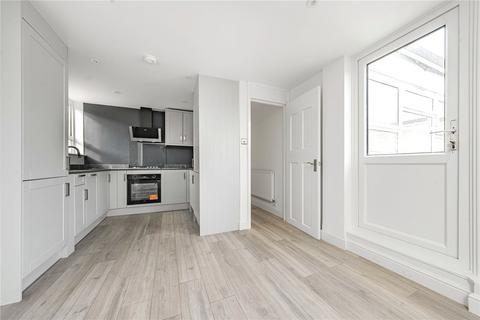 1 bedroom apartment for sale, The Lawns, 16 Lake Road, London, SW19