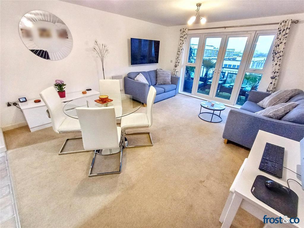 Living/Dining Room