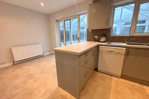 3 bedroom semi-detached house to rent, Brambletye Park Road, Earlswood