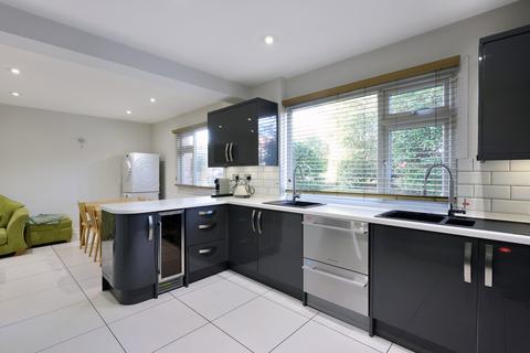 undefined, The Rise, Edgware, HA8