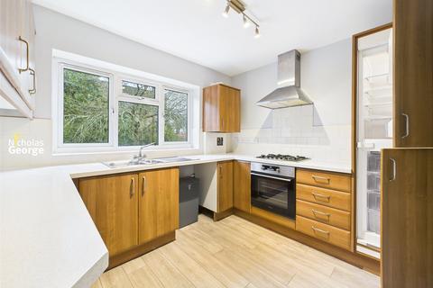2 bedroom apartment for sale, Elizabeth Court, 107 Metchley Lane, Harborne, Birmingham, B17