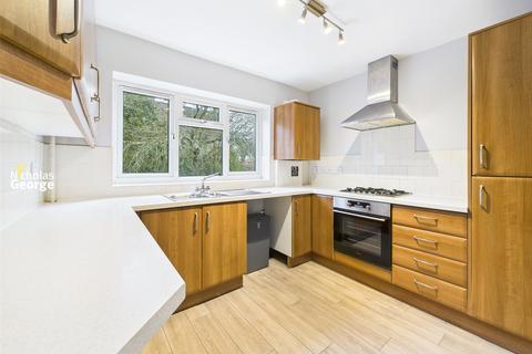 2 bedroom apartment for sale, Elizabeth Court, 107 Metchley Lane, Harborne, Birmingham, B17