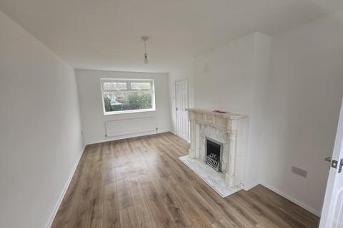 3 bedroom house to rent, Lawrence Avenue, South Shields