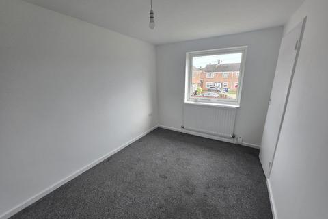 3 bedroom house to rent, Lawrence Avenue, South Shields