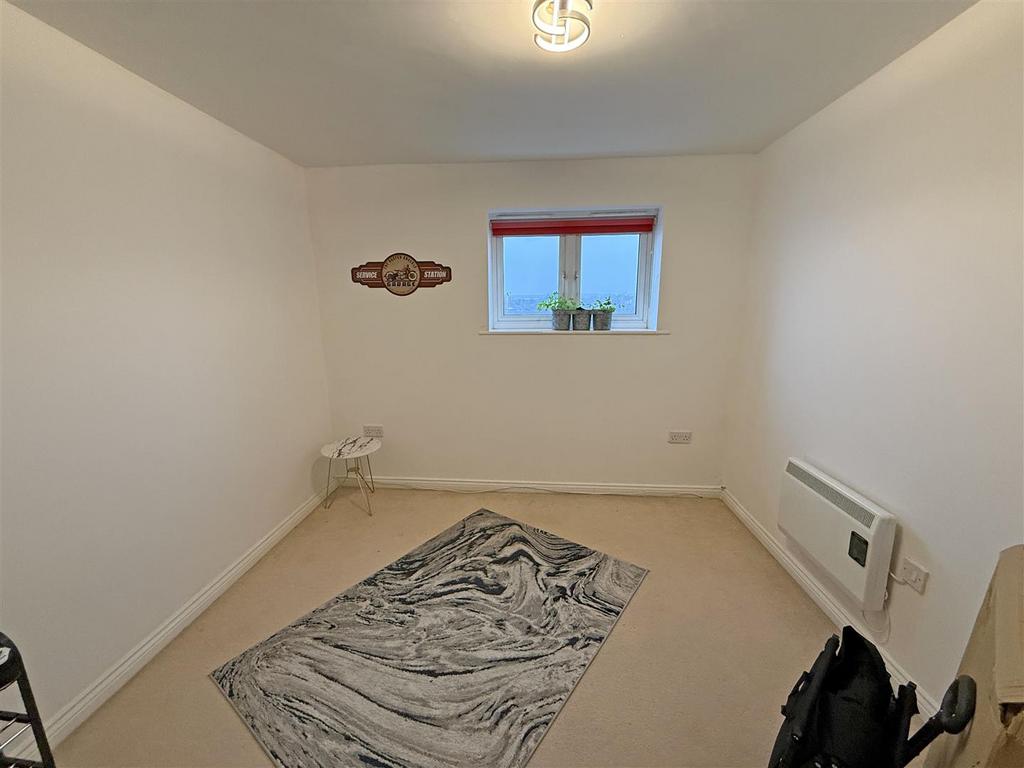 Bedroom 2.jpg