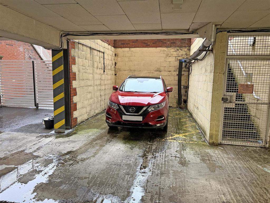 Parking.jpg