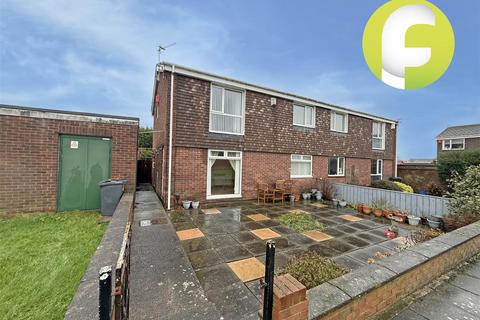 2 bedroom flat for sale, Arran Place, North Shields