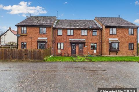 2 bedroom terraced house for sale, 9 The Meadows, Foxholes, YO25 3HQ