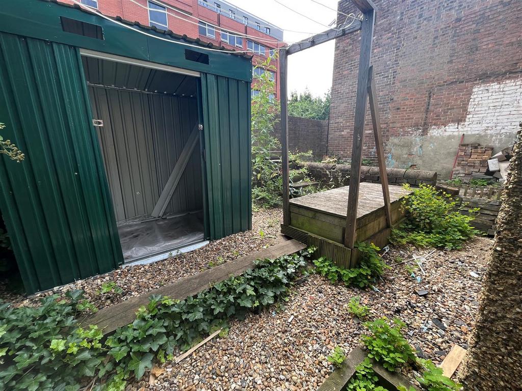 Private Courtyard Garden