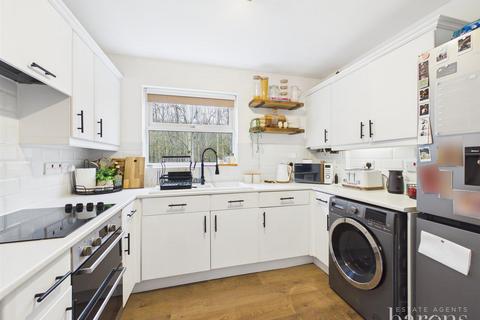 undefined, Oceana Crescent, Basingstoke RG22