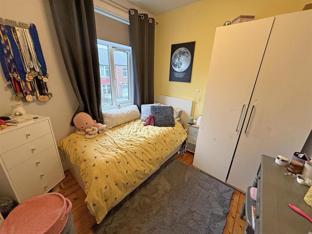 Bedroom 2.jpg