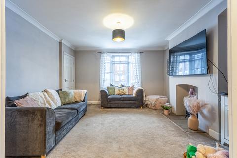 3 bedroom terraced house for sale, Wheatley Avenue, Normanton, WF6