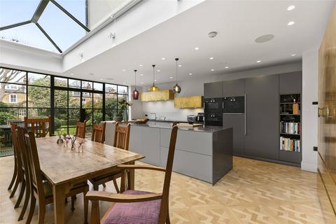 7 bedroom semi-detached house for sale, Henderson Road, SW18