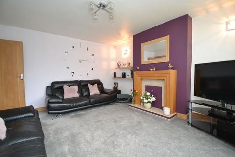 3 bedroom semi-detached house for sale, Thackley, Thackley BD10