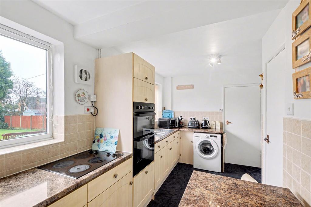 Kitchen 3.jpeg