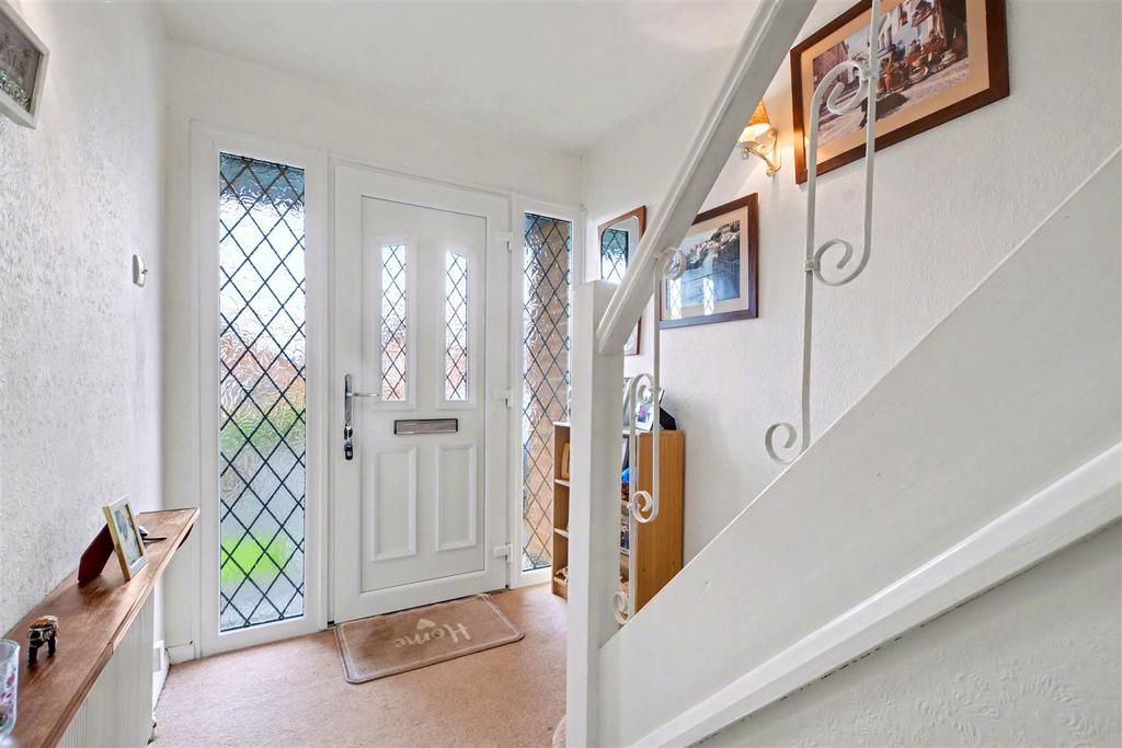 Entrance Hall 1.jpeg