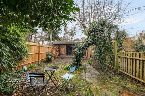 undefined, Lauriston Road, London, E9