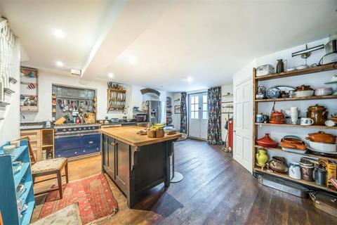 5 bedroom terraced house for sale, Clapham Road, London SW9