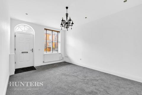 4 bedroom townhouse for sale, Belgrave Road, New Moston, Manchester