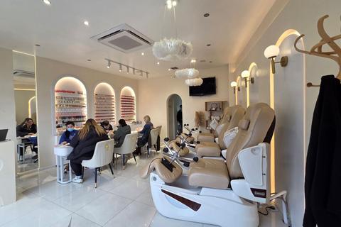 undefined, 6 Onslow Parade, Hampden Square, Southgate, London, N14 5JN