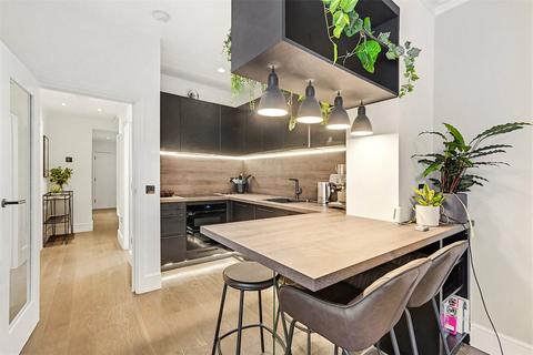 2 bedroom apartment to rent, Redcliffe Square, London, SW10