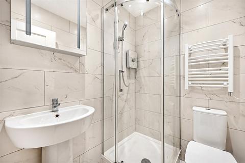 2 bedroom apartment to rent, Redcliffe Square, London, SW10