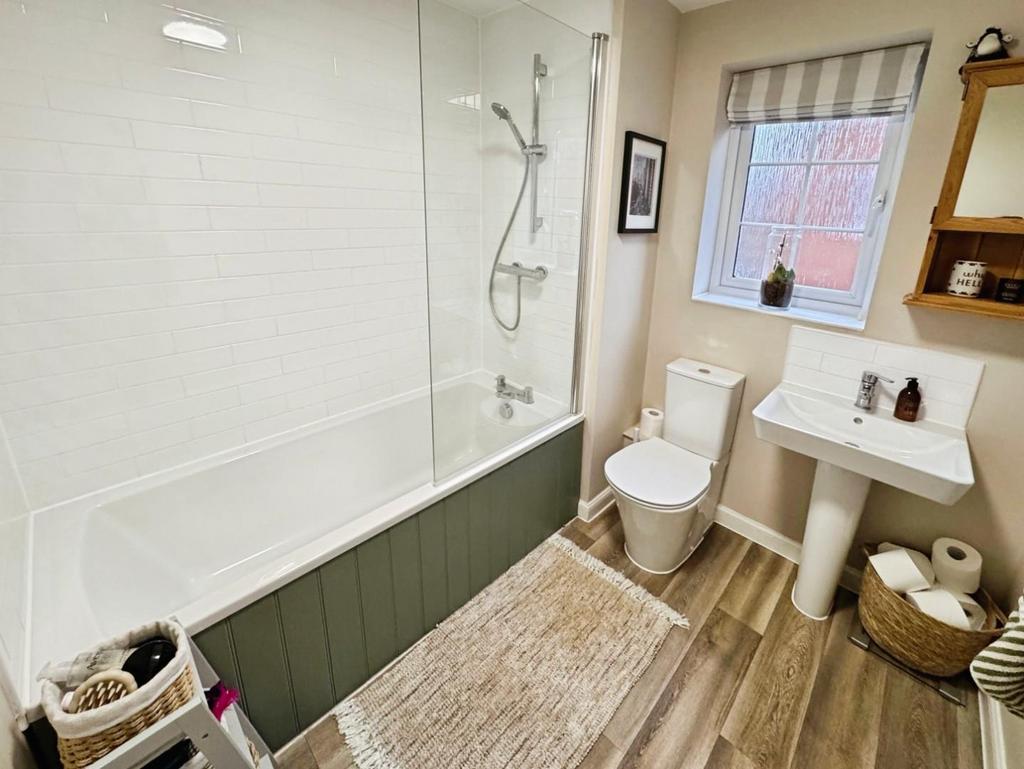 Bathroom.jpeg