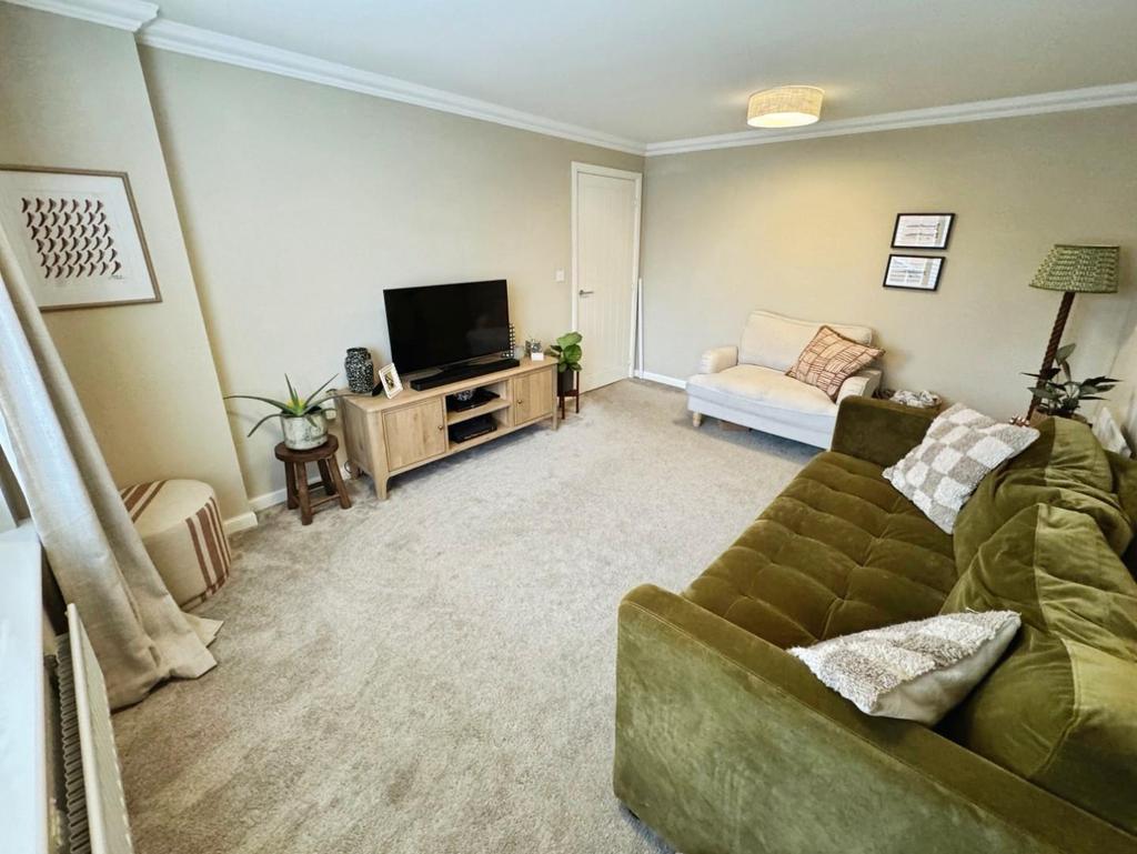 Living Room.jpeg