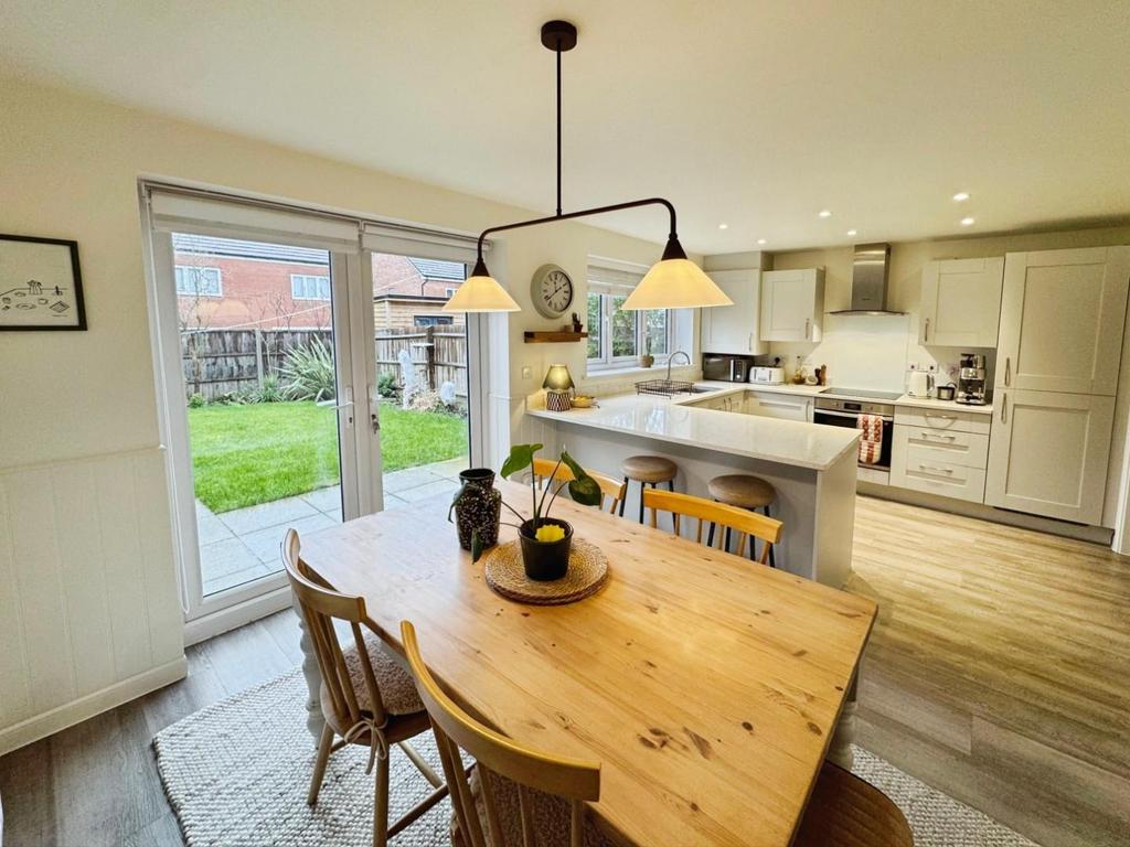 Dining Kitchen.jpeg