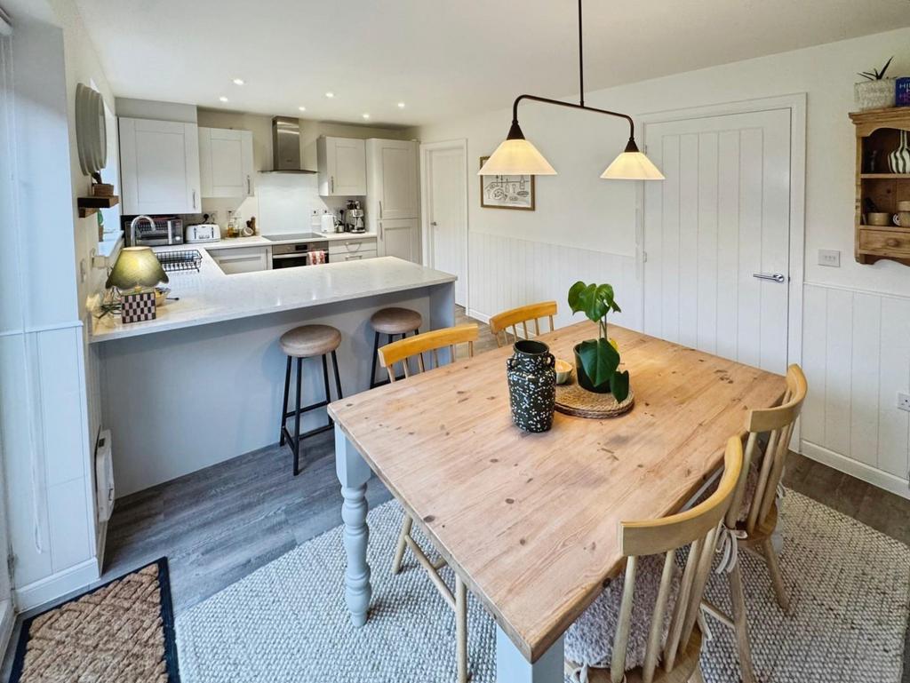 Dining Kitchen.jpeg