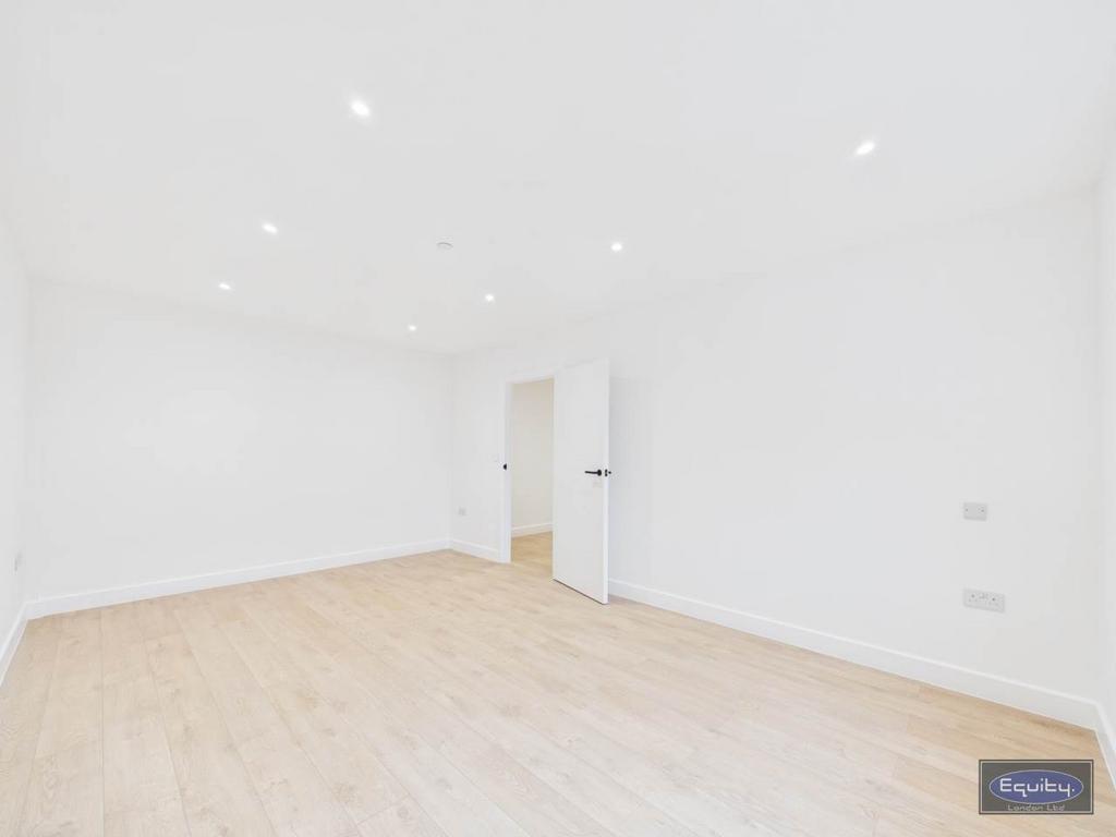Bedroom one (3)