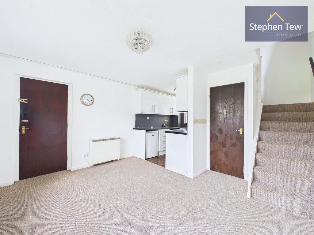Lounge / Kitchen