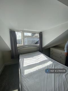 2 bedroom flat to rent, Crwys Road, Cardiff, CF24