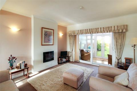 2 bedroom bungalow for sale, Park View Drive, Leigh-on-Sea, Essex, SS9