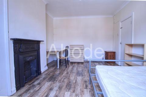 undefined, Brudenell Street, Hyde Park, Leeds