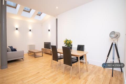 1 bedroom flat to rent, Albion Buildings, London, N1